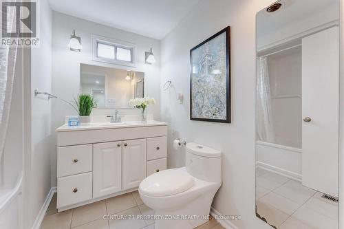 102 Hickory Heights Crescent, Kitchener, ON 