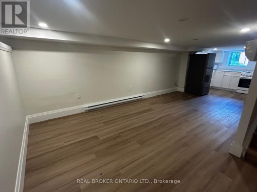3 - 659 VAUGHAN ROAD , Toronto, Ontario M6E 2Y4 2