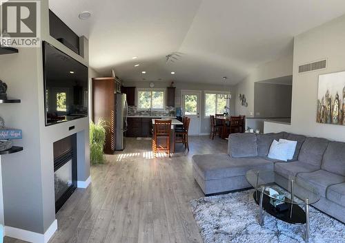 2906 Bentley Road  West Kelowna, BC V4T 3B3