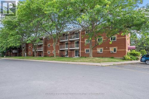 114 - 573 ARMSTRONG ROAD E  Kingston (West Of Sir John A. Blvd), ON K7M 8J8