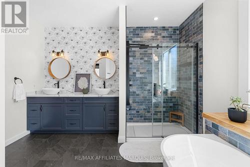Gorgeous 5pc ensuite - 4421M Old Kingston Road, Rideau Lakes, ON 