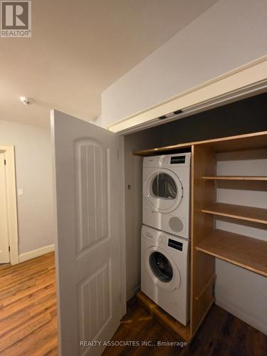 486289 30Th Side Road, Mono, ON - Indoor Photo Showing Laundry Room