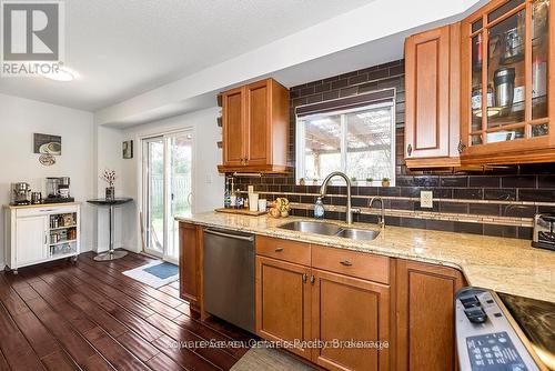 635 Commonwealth Crescent, Kitchener, ON - Indoor Photo Showing Kitchen With Double Sink