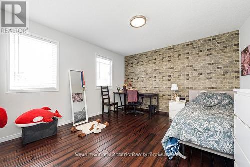 635 Commonwealth Crescent, Kitchener, ON - Indoor Photo Showing Bedroom
