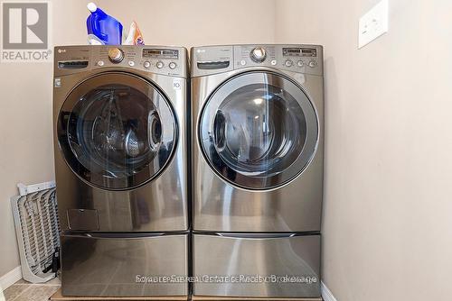 635 Commonwealth Crescent, Kitchener, ON - Indoor Photo Showing Laundry Room