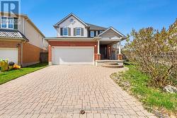 635 COMMONWEALTH CRESCENT  Kitchener, ON N2E 4J9
