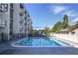 pool - 