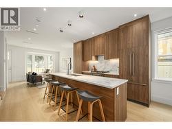 102 1125 CARTIER AVENUE  Coquitlam, BC V3K 2C1