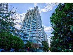 1706 8031 NUNAVUT LANE  Vancouver, BC V5X 0C9