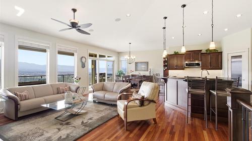 1443 Wilmot Avenue, Kelowna, BC 