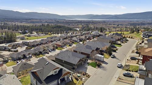 1443 Wilmot Avenue, Kelowna, BC 