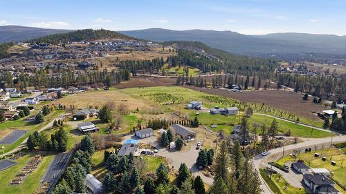 1443 Wilmot Avenue, Kelowna, BC 