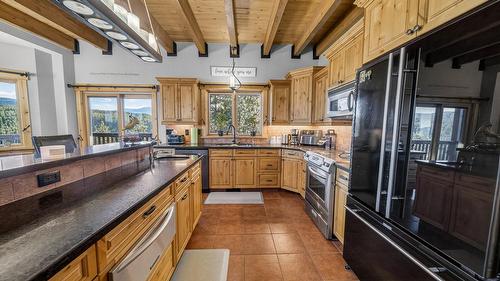 3294 Garry Road, Wycliffe, BC 