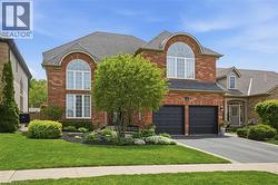 156 VALMONT Street Ancaster, ON L9G 4Z9