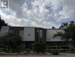 200 - 15 LEWIS ROAD  Guelph (Willow West/Sugarbush/West Acres), ON N1H 1E9