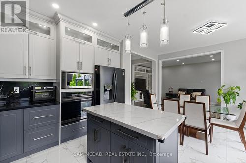 7516 Terragar Boulevard, Mississauga, ON 