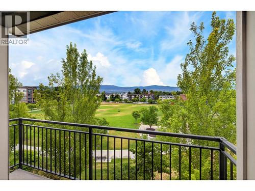 1775 Chapman Place Unit# 326  Kelowna, BC V1Y 2M6