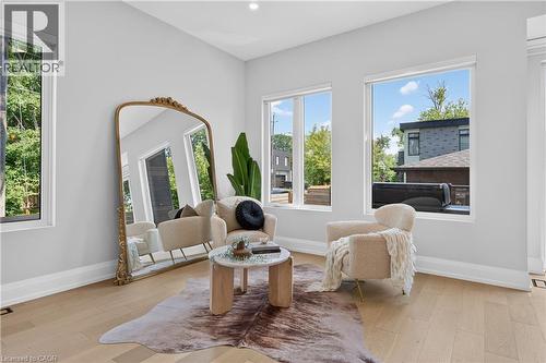 1047 Meredith Avenue, Mississauga, ON 
