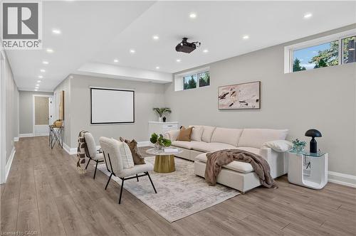 1047 Meredith Avenue, Mississauga, ON 