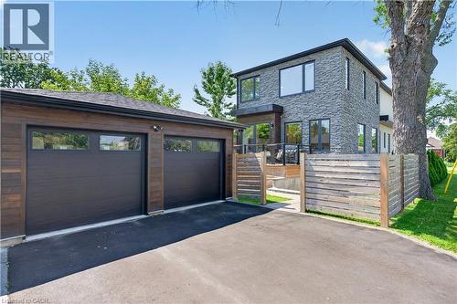 1047 Meredith Avenue, Mississauga, ON 