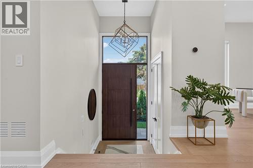 1047 Meredith Avenue, Mississauga, ON 