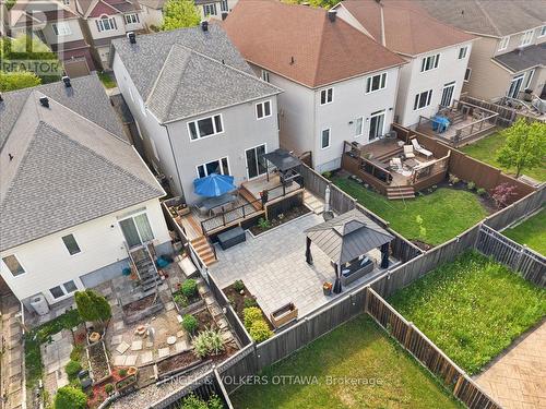 220 Harthill Way, Ottawa, ON 