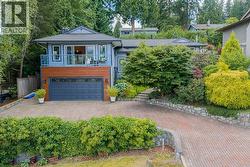 550 YALE ROAD  Port Moody, BC V3H 3K3