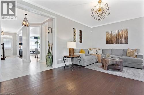 36 Dellgrove Circle, Cambridge, ON - Indoor Photo Showing Living Room