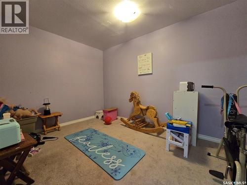 619 Brimacombe Drive, Weyburn, SK 