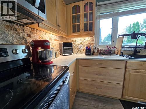 619 Brimacombe Drive, Weyburn, SK 