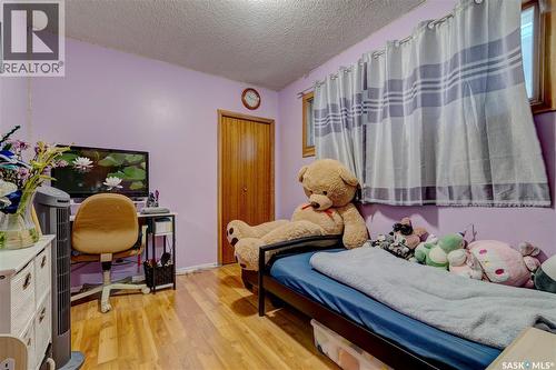 1745 Quebec Street, Regina, SK - Indoor Photo Showing Bedroom