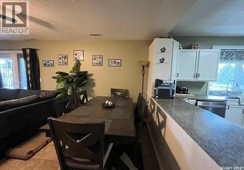208 Warwick Street, Neville, SK 