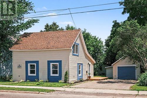 11 ABBOTT STREET S  Smiths Falls, ON K7A 4S1