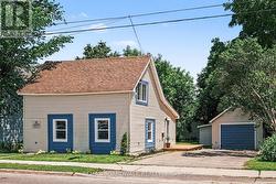 11 ABBOTT STREET S Smiths Falls, ON K7A 4S1