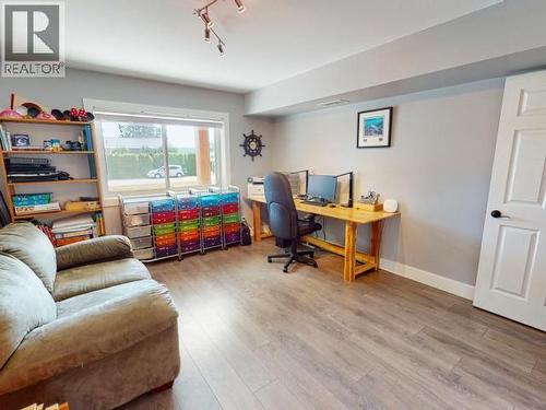 8206 Centennial Drive, Powell River, BC 