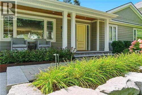 270 POPLAR Drive  Burlington, ON L7L 2N4