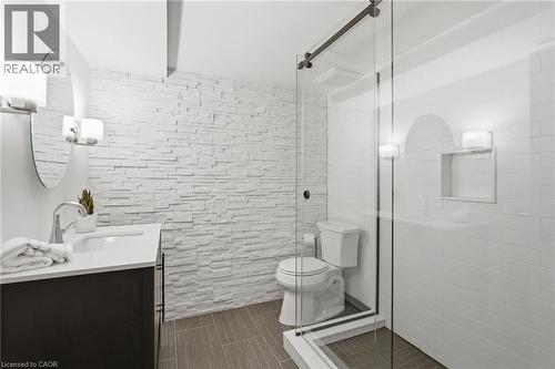 270 Poplar Drive, Burlington, ON 