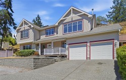 339 Nottingham Dr Nanaimo, BC V9T 4T1
