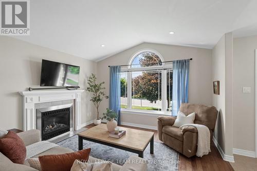 6 Stonehaven Way, Arnprior, ON 