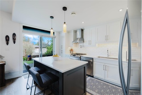 5869 Deuchars Dr, Duncan, BC 