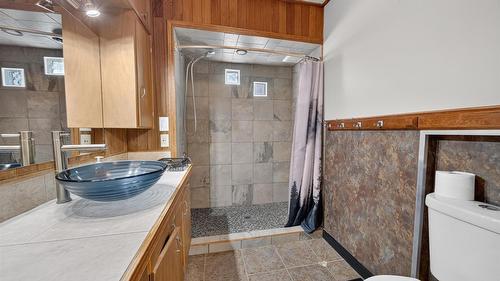 320 2Nd Avenue, Cranbrook, BC 