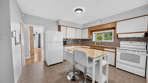 320 2Nd Avenue, Cranbrook, BC 