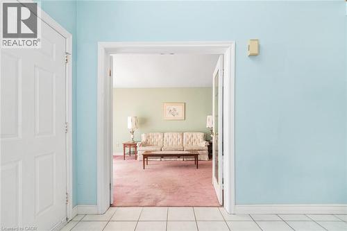 381 Kerman Avenue, Grimsby, ON - Indoor Photo Showing Other Room