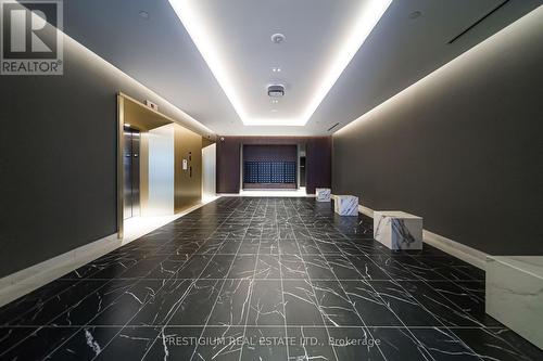 303 - 500 DUPONT STREET , Toronto, Ontario M6G 1Y7 4