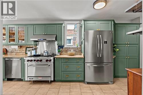 88 Rothsay Avenue, Hamilton, ON - Indoor Photo Showing Kitchen