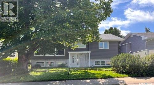 1321 Prince CRESCENT  Moose Jaw, SK S6H 6E6