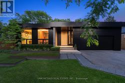 1516 DUNCAN ROAD Oakville, ON L6J 2R3