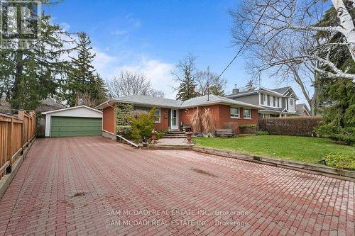 2470 MEADOWOOD CRESCENT  Oakville, ON L6L 1V6