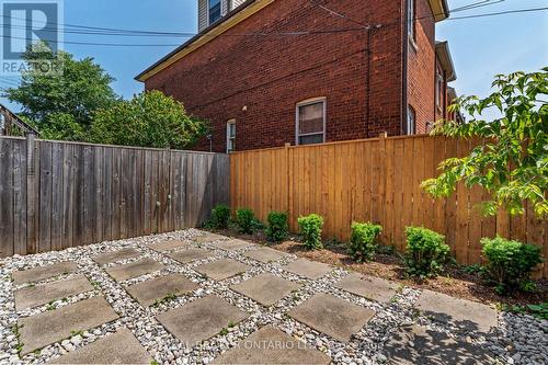40 Ashley Street, Hamilton, ON 