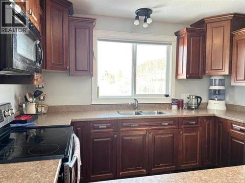 9405 River Drive, Fort St. John, BC 